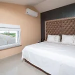 In Valtursko Polje With Sauna *