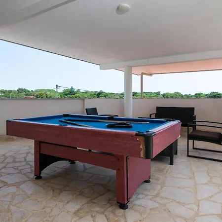 Amazing In Valtursko Polje * Пула