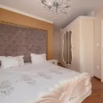 Amazing In Valtursko Polje