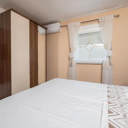 Amazing In Valtursko Polje * Póla