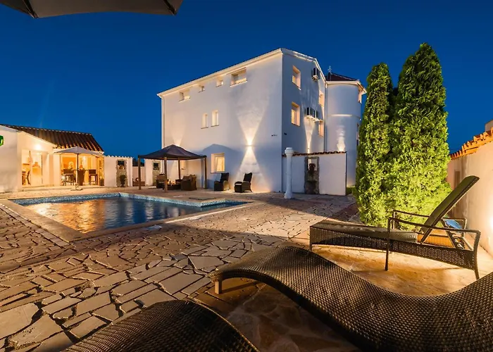 Amazing In Valtursko Polje Vikendica *