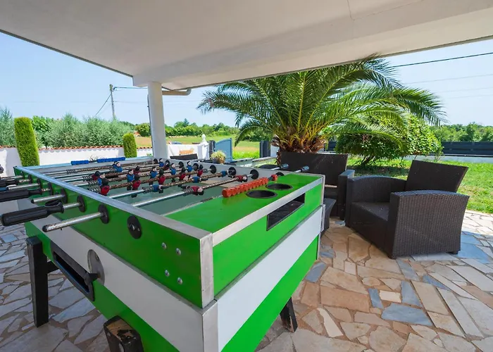 Vikendica Amazing In Valtursko Polje Pula