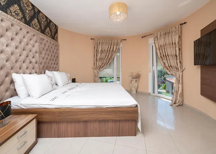 Amazing In Valtursko Polje *