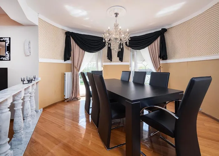 Vikendica Amazing In Valtursko Polje