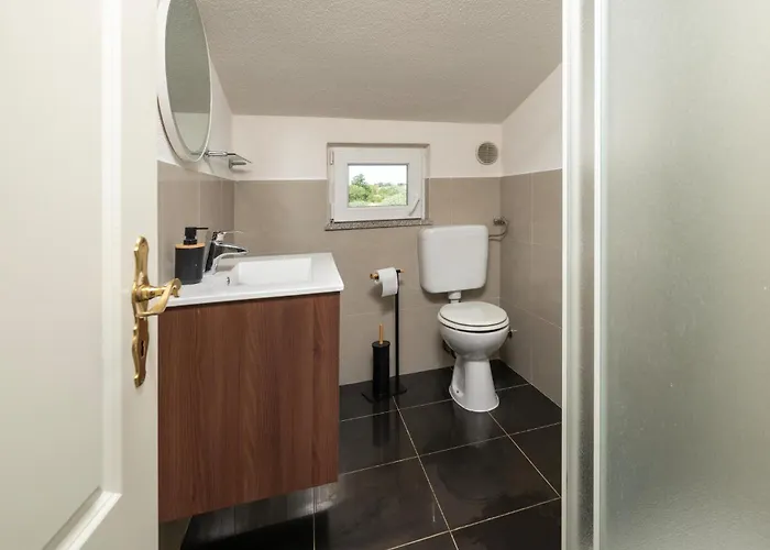 Amazing In Valtursko Polje * Pula